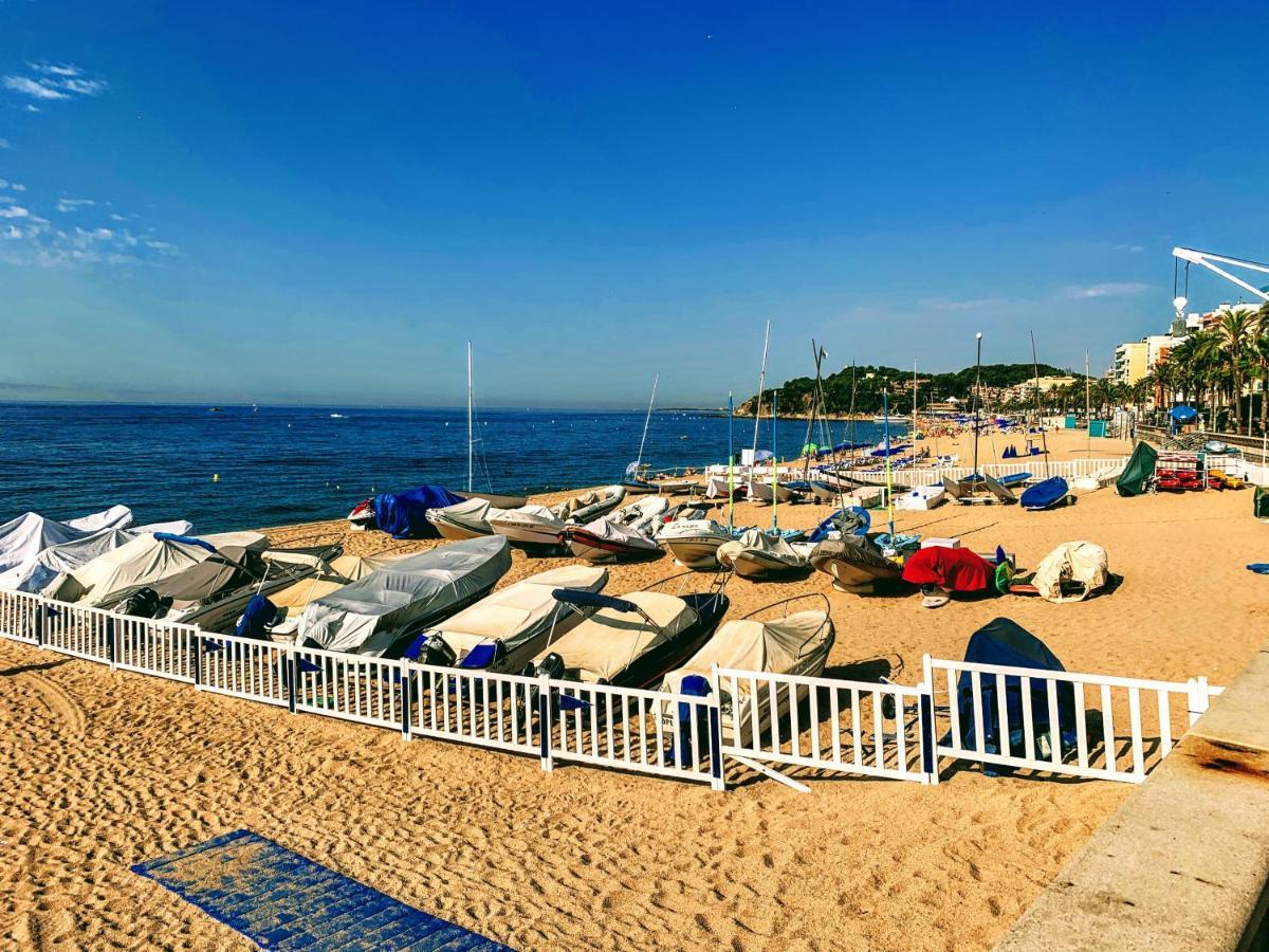 Happy Lloret Lloret de Mar Bagian luar foto